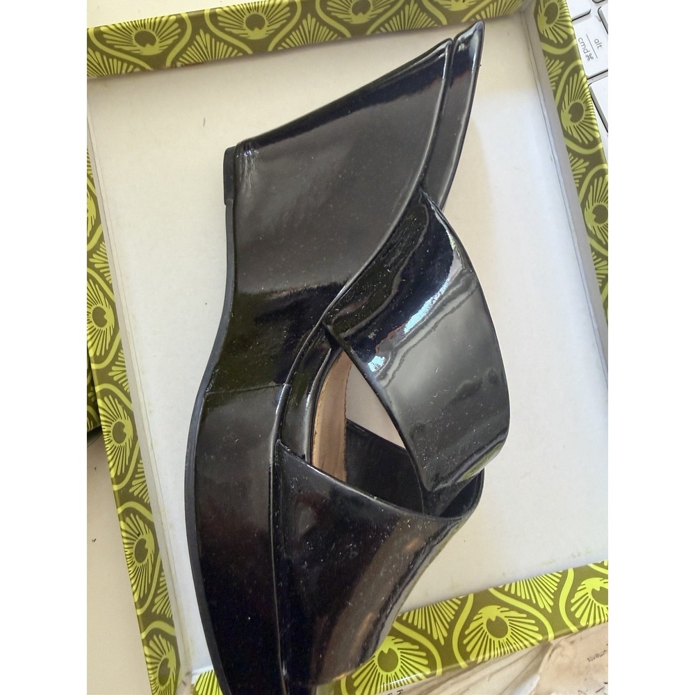 Gianni Bini Holli Black Patent Crisscross Platform Wedge Sandals Womens 8.5M - Picture 4 of 8